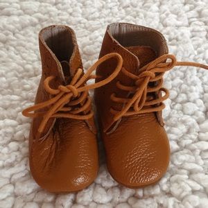 West coast Mocs leather baby boots size 3 new